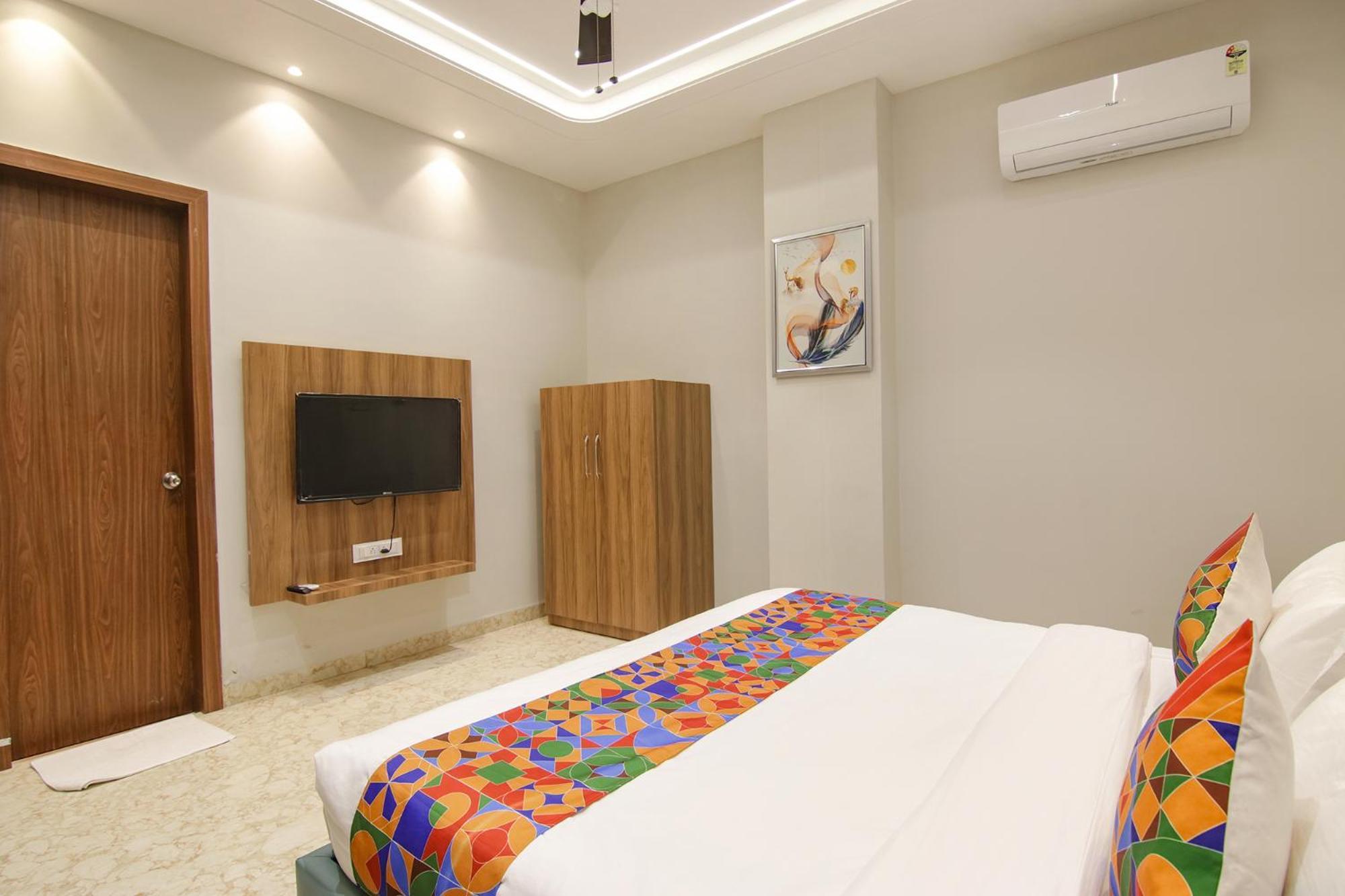 Fabhotel Prime Royal Court 루드히아나 외부 사진
